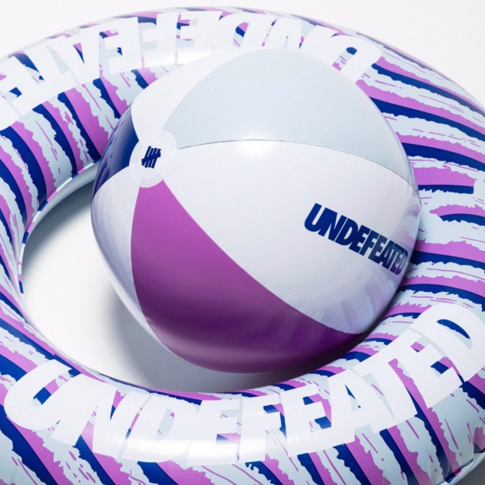 🖤 NIB🖤 UNDEFEATED 2020 Inflatable Beach Ball